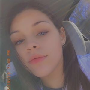 Meet your Posher, Jocelyn